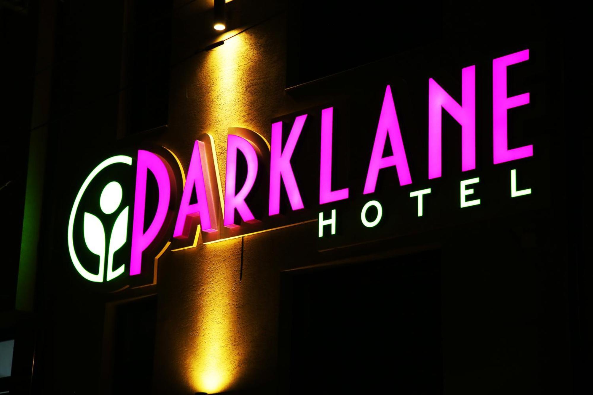 Parklane Hotel Tasjkent Eksteriør bilde